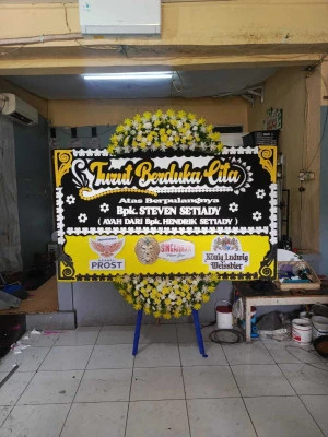Papan Bunga di Senayan City