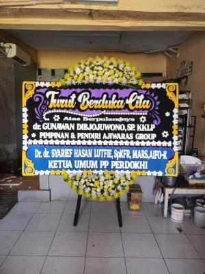 Papan Bunga di Senayan City
